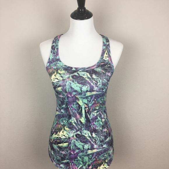 Lululemon 🍋 Studio Racerback Top - Picture 2 of 4